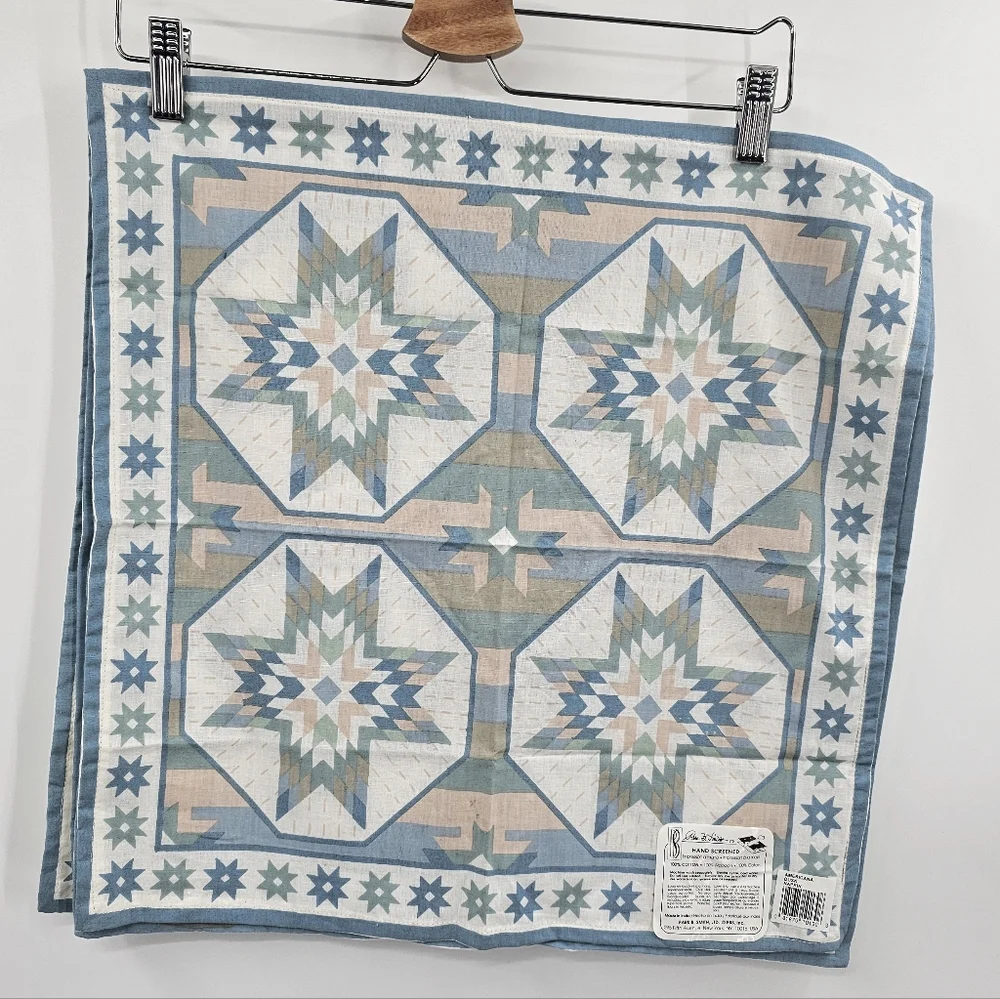 Quilt 4 Piece Napkin Set NWT